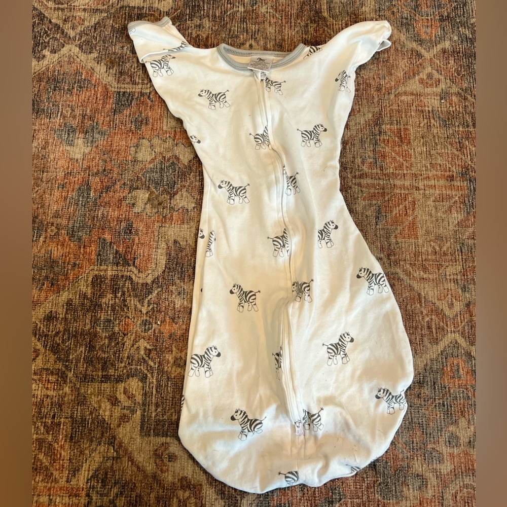 Amazing baby swaddle sack
